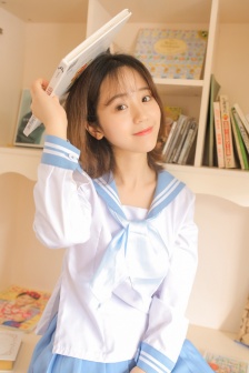 砸钱宝马女