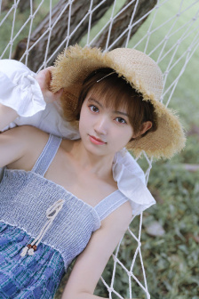 比基尼美女